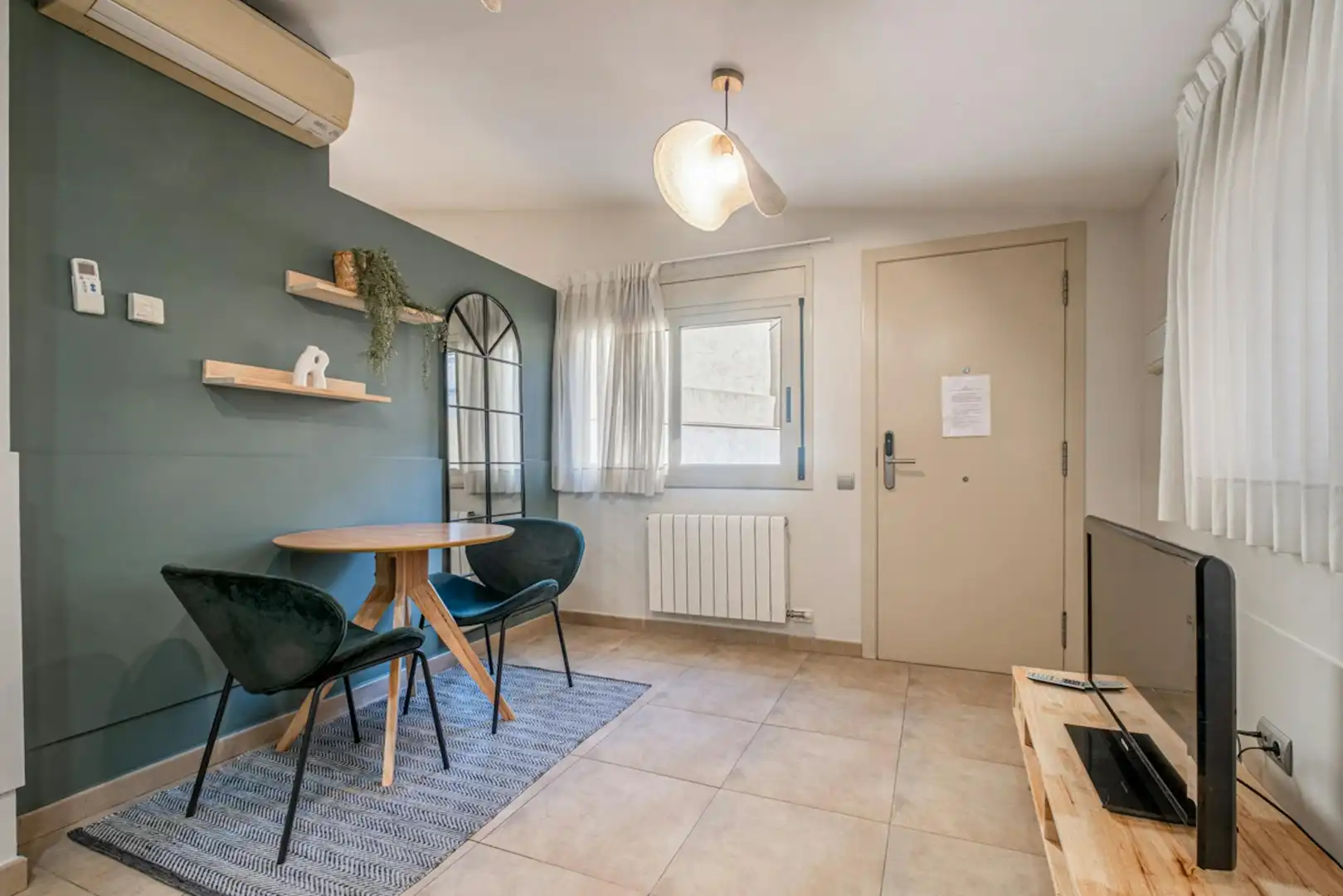 Esszimmer von Wohnung zur Miete in Barcelona mit Klimaanlage, Heizung und Waschmaschine