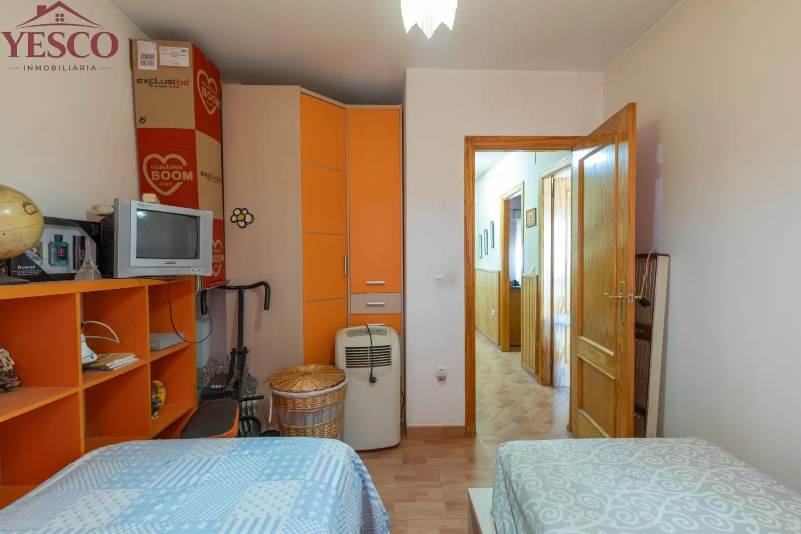 Habitación de Casa adosada en venta en Güevéjar con Calefacción, Terraza y Balcón