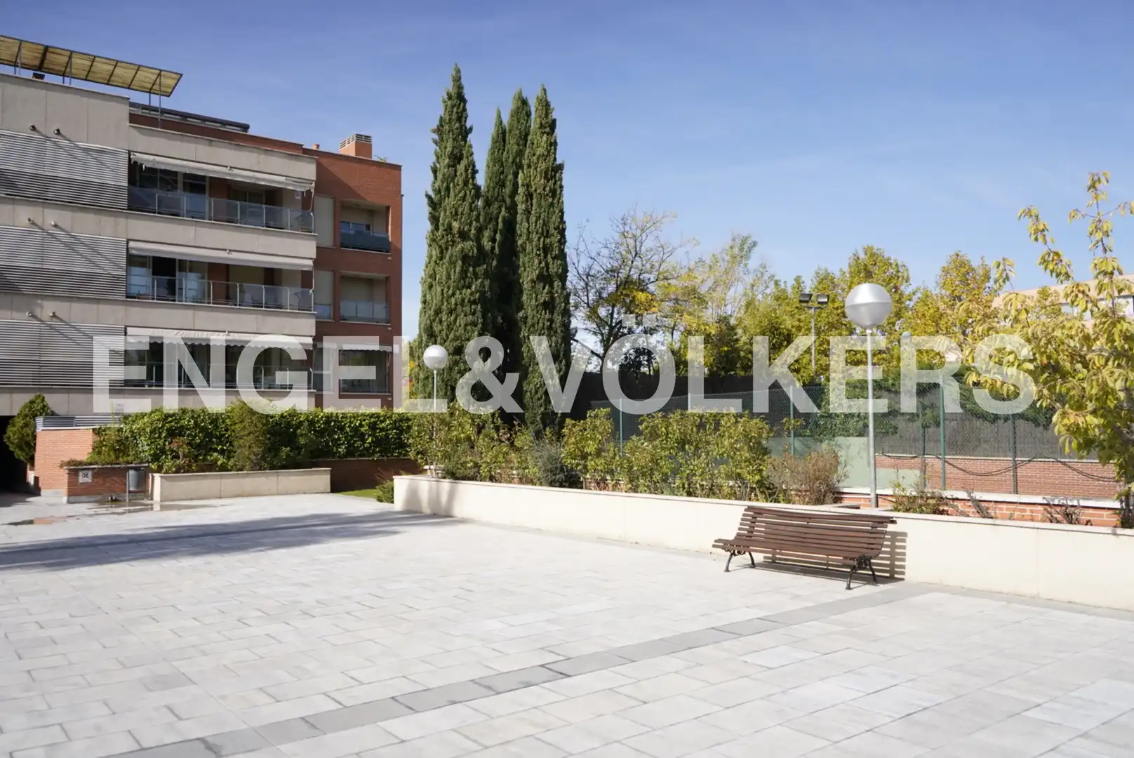Terraza de Piso de alquiler en Pozuelo de Alarcón con Aire acondicionado, Calefacción y Jardín privado