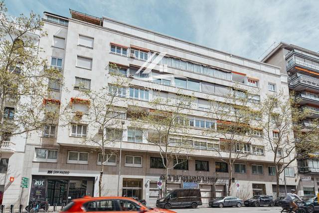 Piso en Venta en Av. de Menéndez Pelayo, 3 en Goya