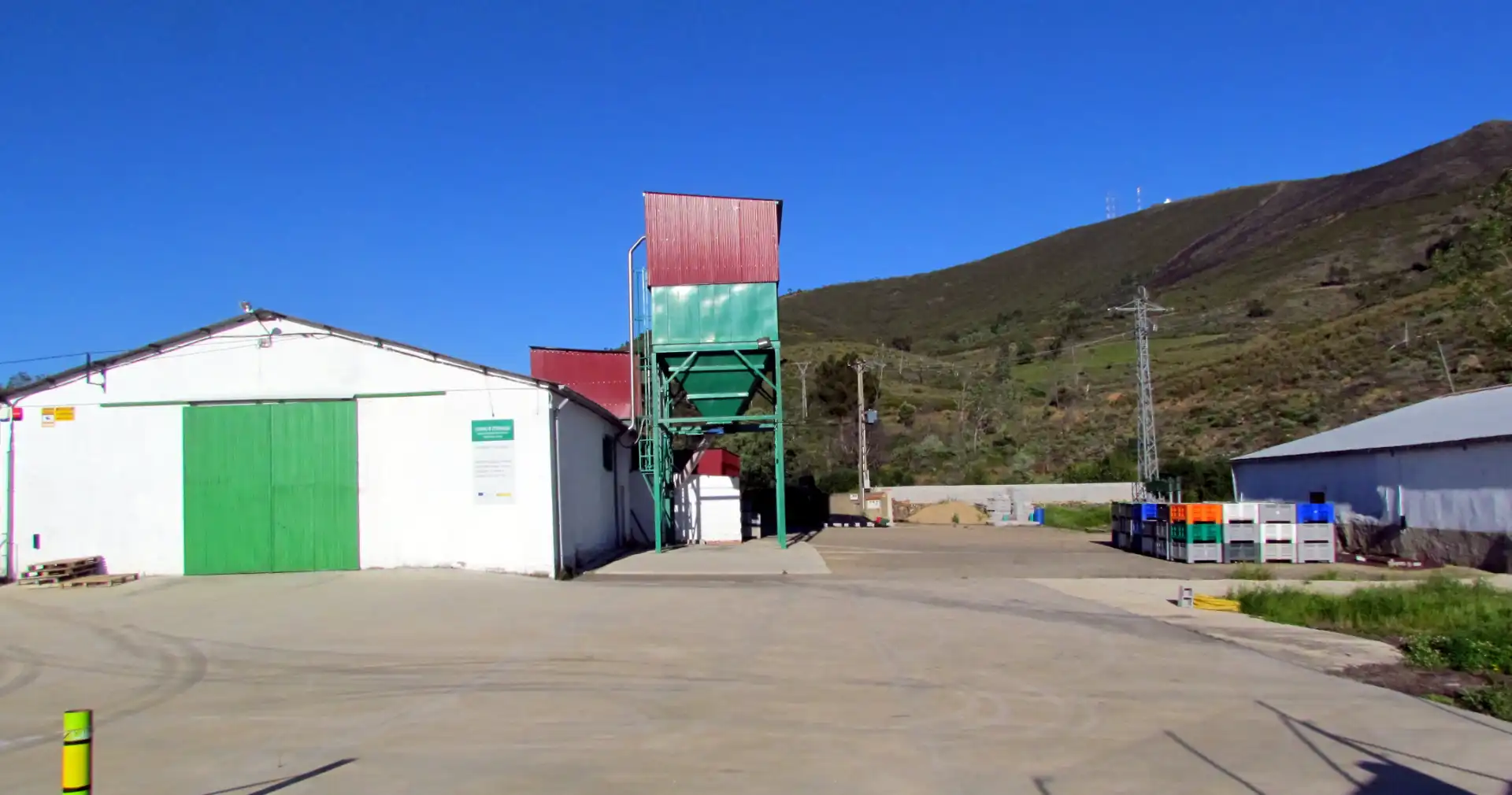 Exterior view of Industrial buildings for sale in Gata