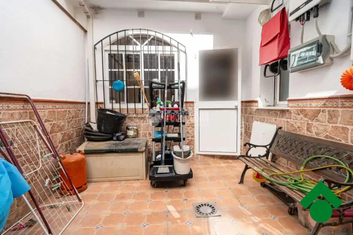 Casa adosada en venda en Cártama amb Alarma