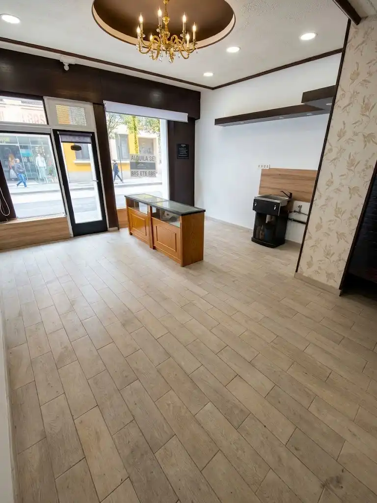 Commercial properties for rent in Gijón   with Parquet flooring