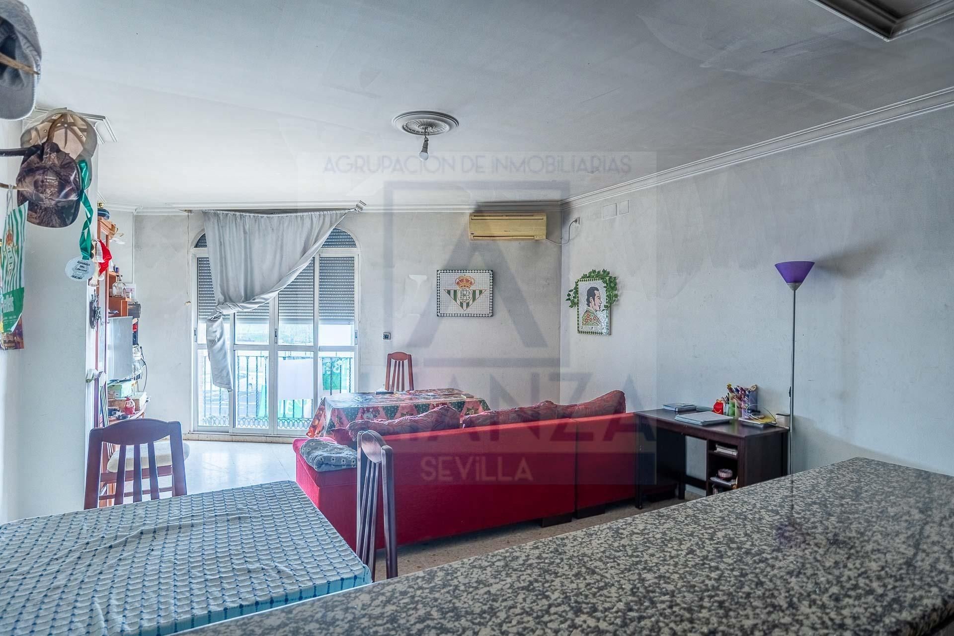 Flat for sale in Calle RAMON Y CAJAL, 12