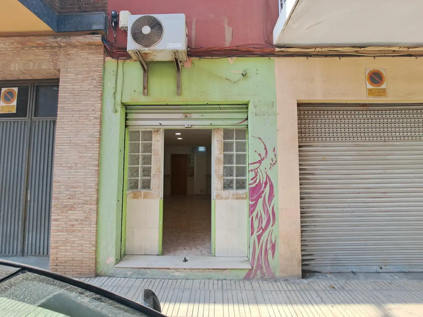Local comercial de lloguer a Calle del Doctor José González, imagen 2