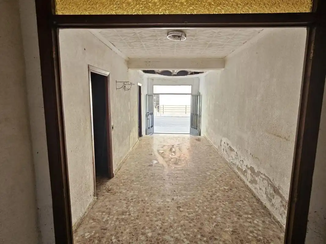Houses for sale in Carrer de la Marquesa de Montortal, Carcaixent