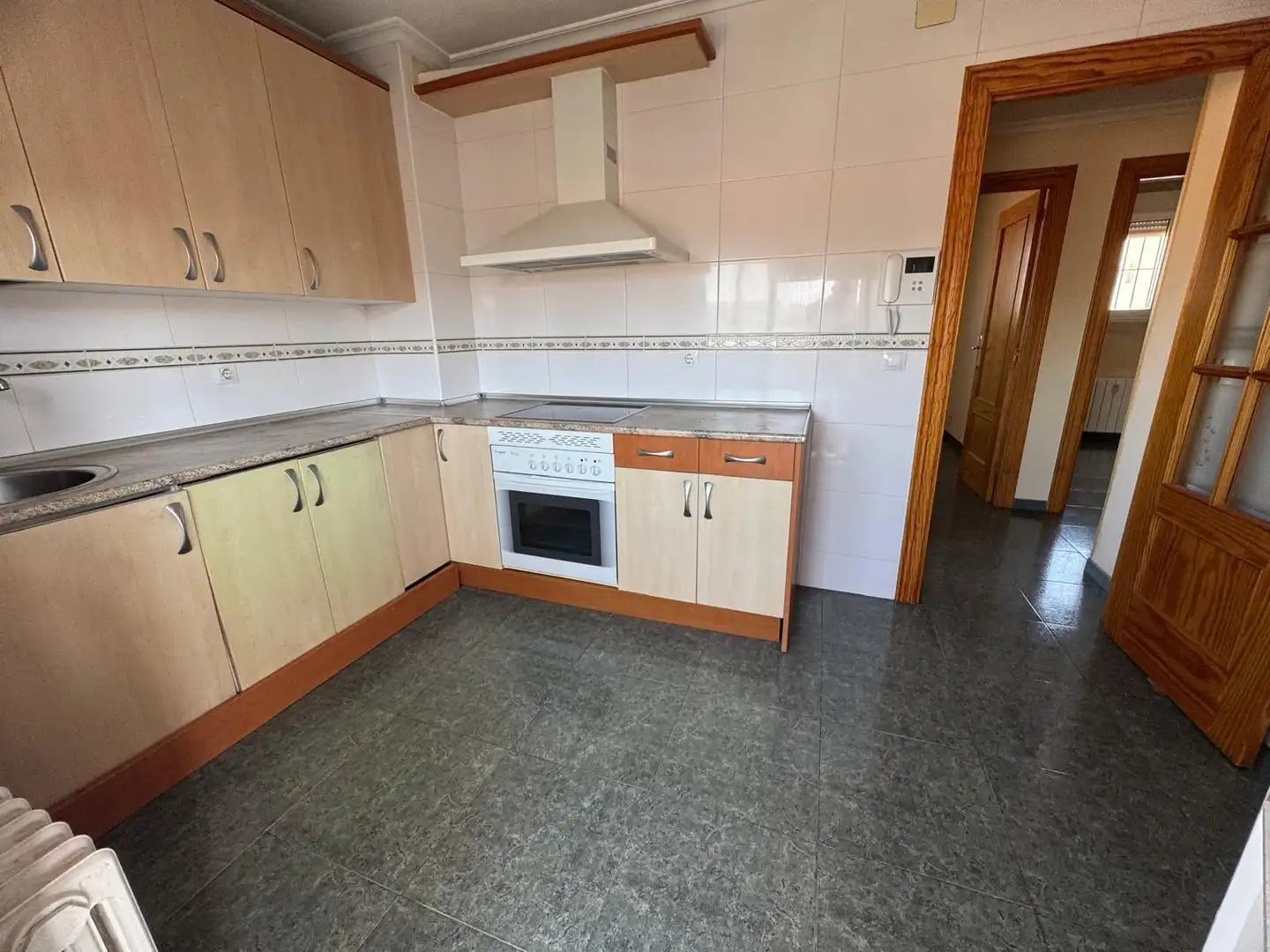 Kitchen of Flat for rent in Valladolid  with Terrace