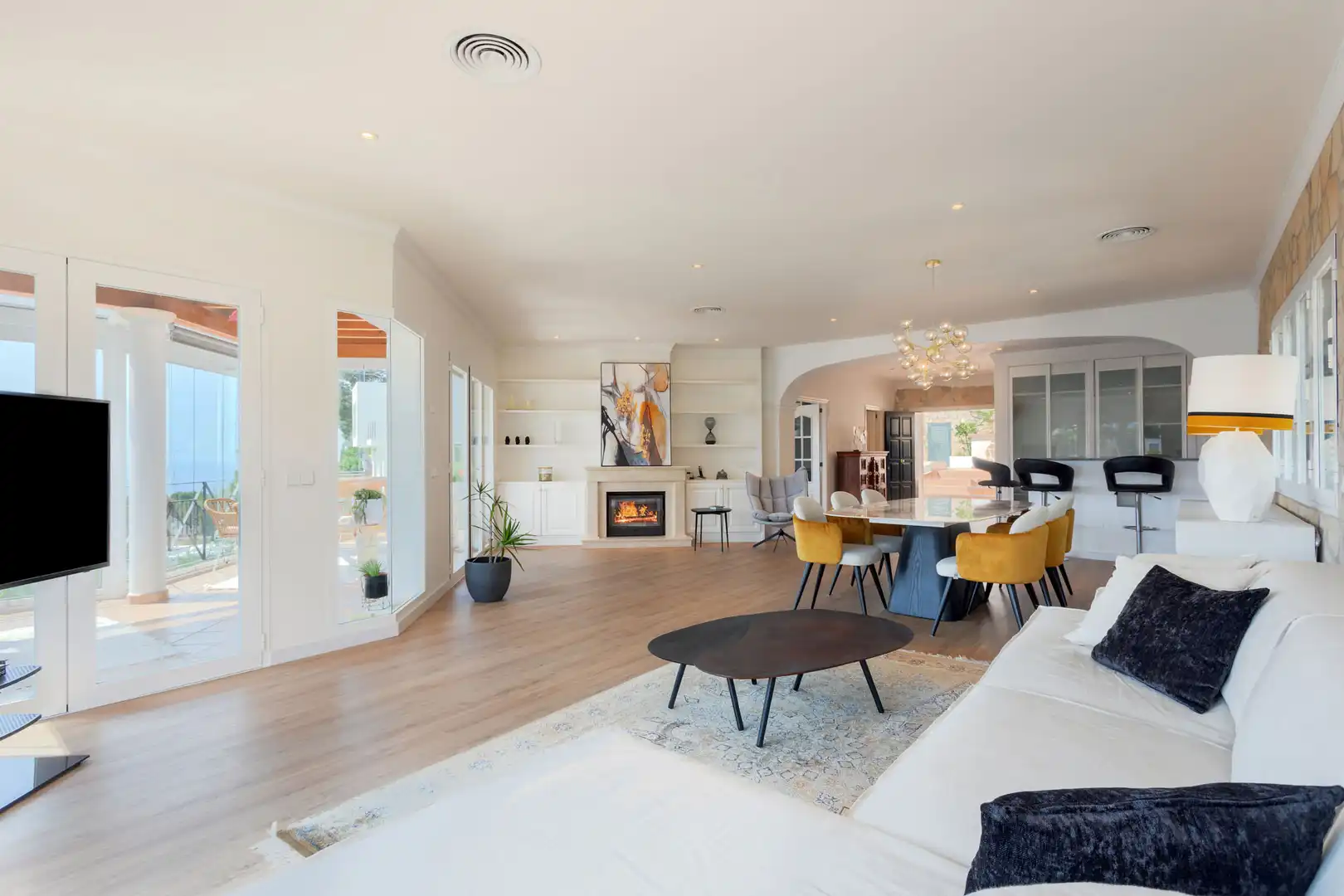 Sala de estar de Casa o chalet de alquiler en Calvià con Aire acondicionado, Jardín privado y Terraza