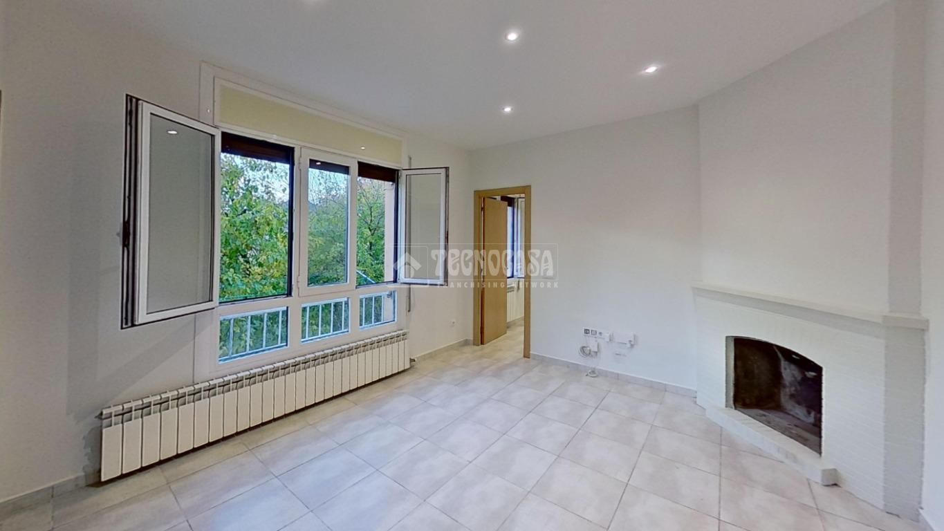 Piso en venta en Valldaura - Carretera de Cardona