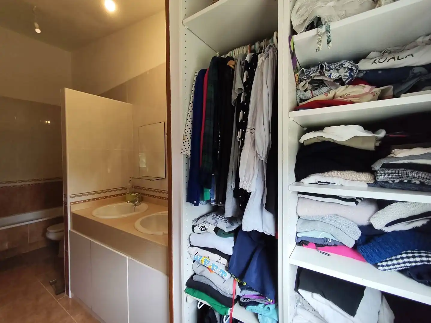Baño de Casa adosada en venta en Teo con Calefacción, Jardín privado y Terraza