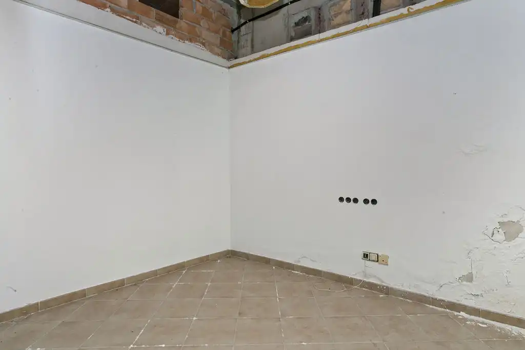 Local en venta en Avinyonet del Penedès