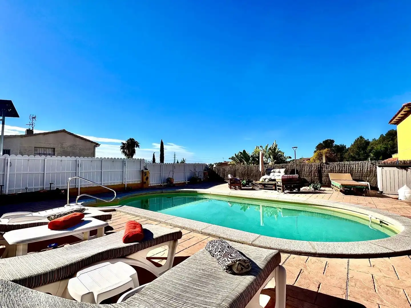 Swimming pool of Houses for sale in El Vendrell  with Air Conditioner, Heating and Terrace