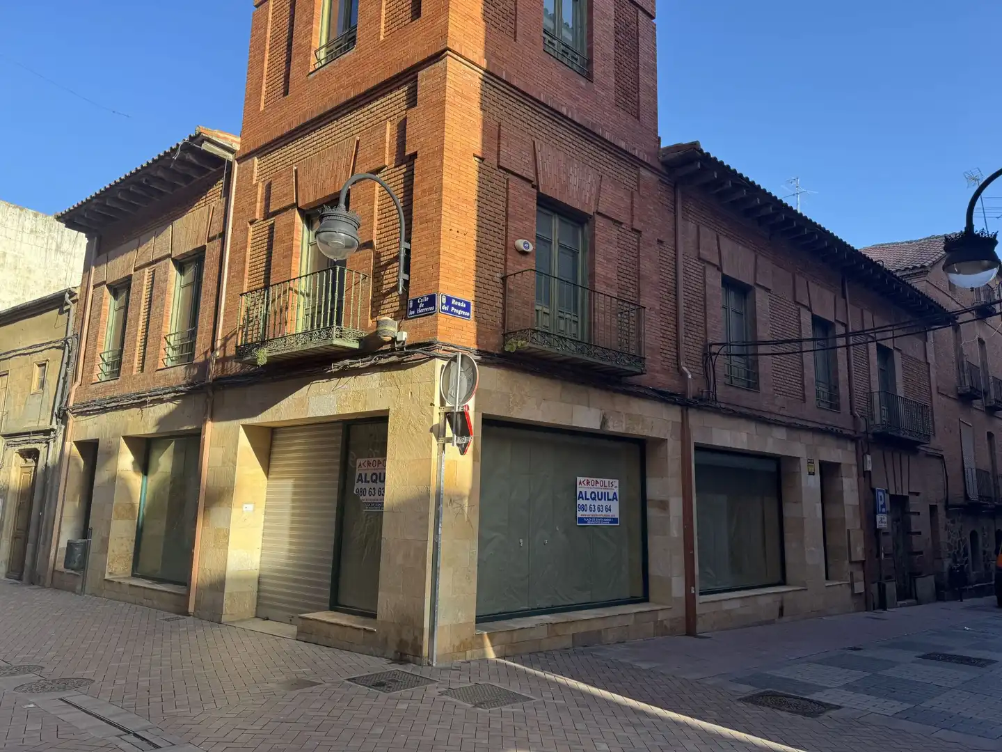 Local comercial de lloguer a Benavente, imagen 11
