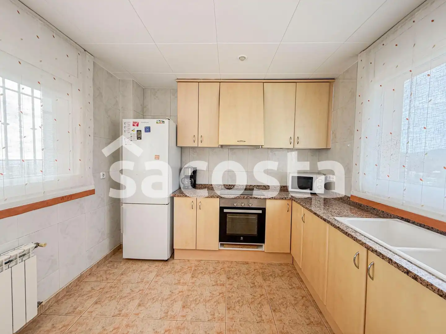 Cocina de Casa o chalet en venta en Lloret de Mar con Aire acondicionado, Calefacción y Jardín privado