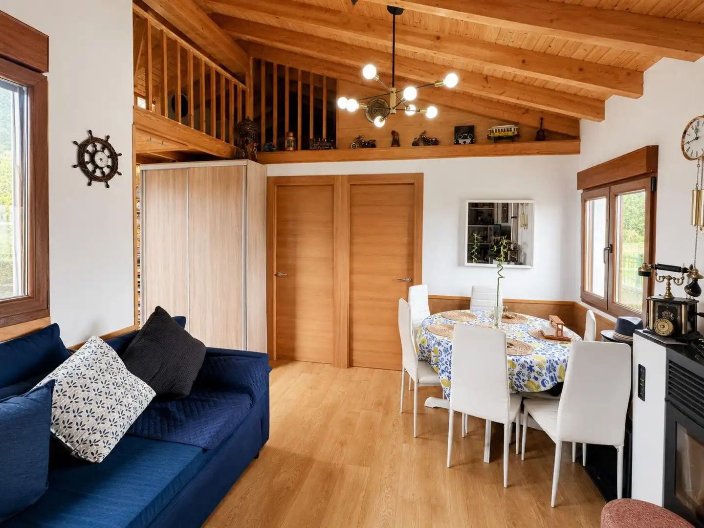 Esszimmer von Country house zum Verkauf in Camargo mit Klimaanlage, Heizung und Terrasse