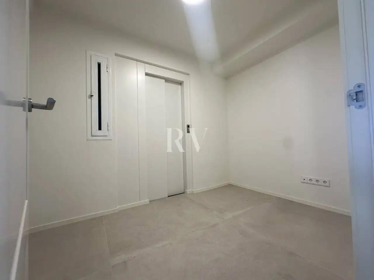 Habitación de Piso en venta en Tarragona con Aire acondicionado, Amueblado y Balcón