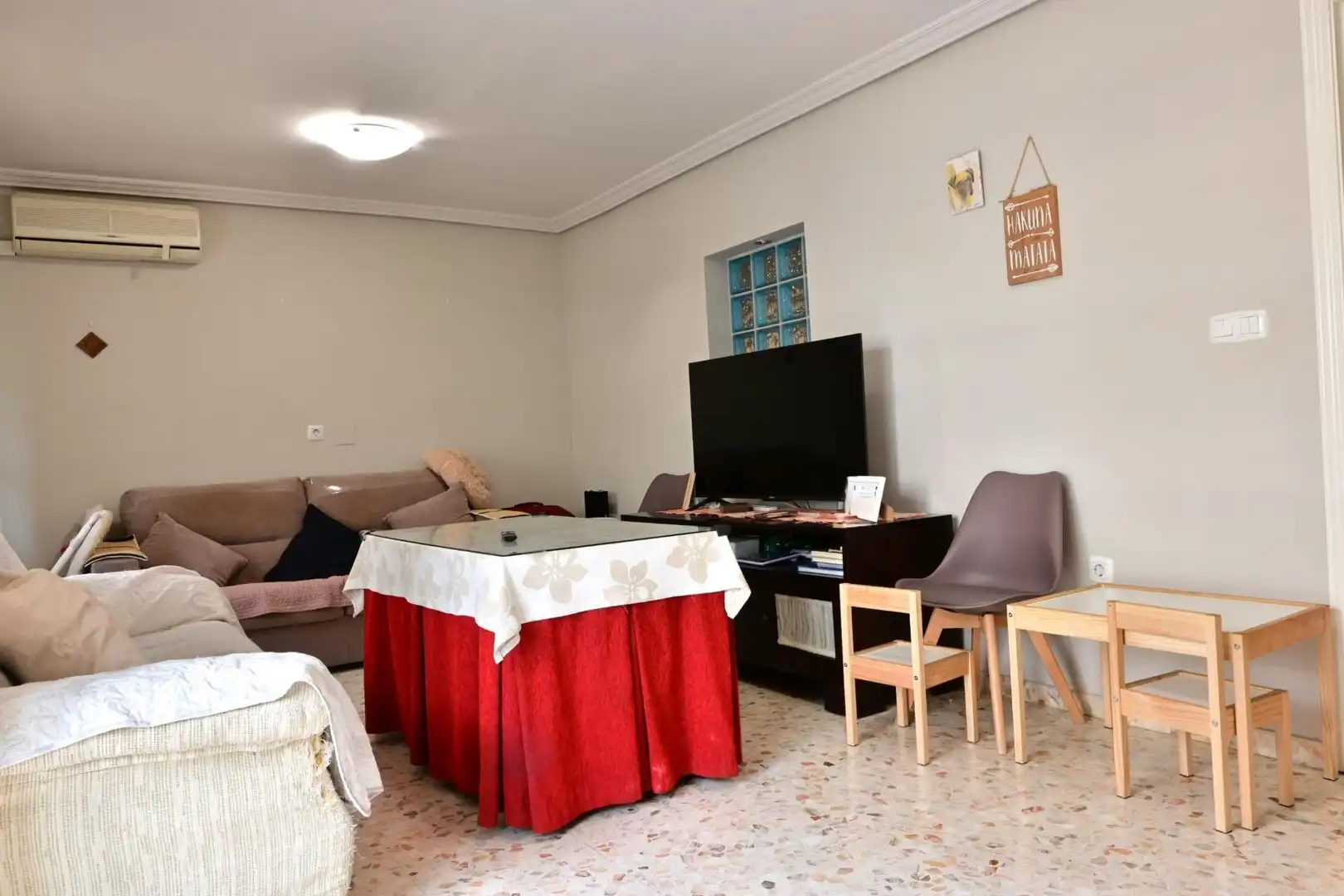Sala d'estar de Pis en venda en Sevilla amb Aire condicionat, Terrassa i Traster