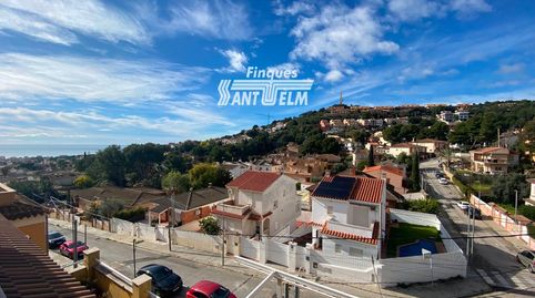 VENTA DE BONITA CASA PAREADA EN SEGUR DE CALAFELL