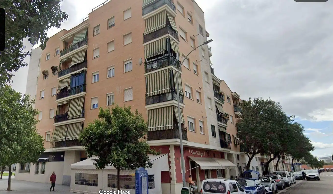 Vista exterior de Pis en venda en Córdoba