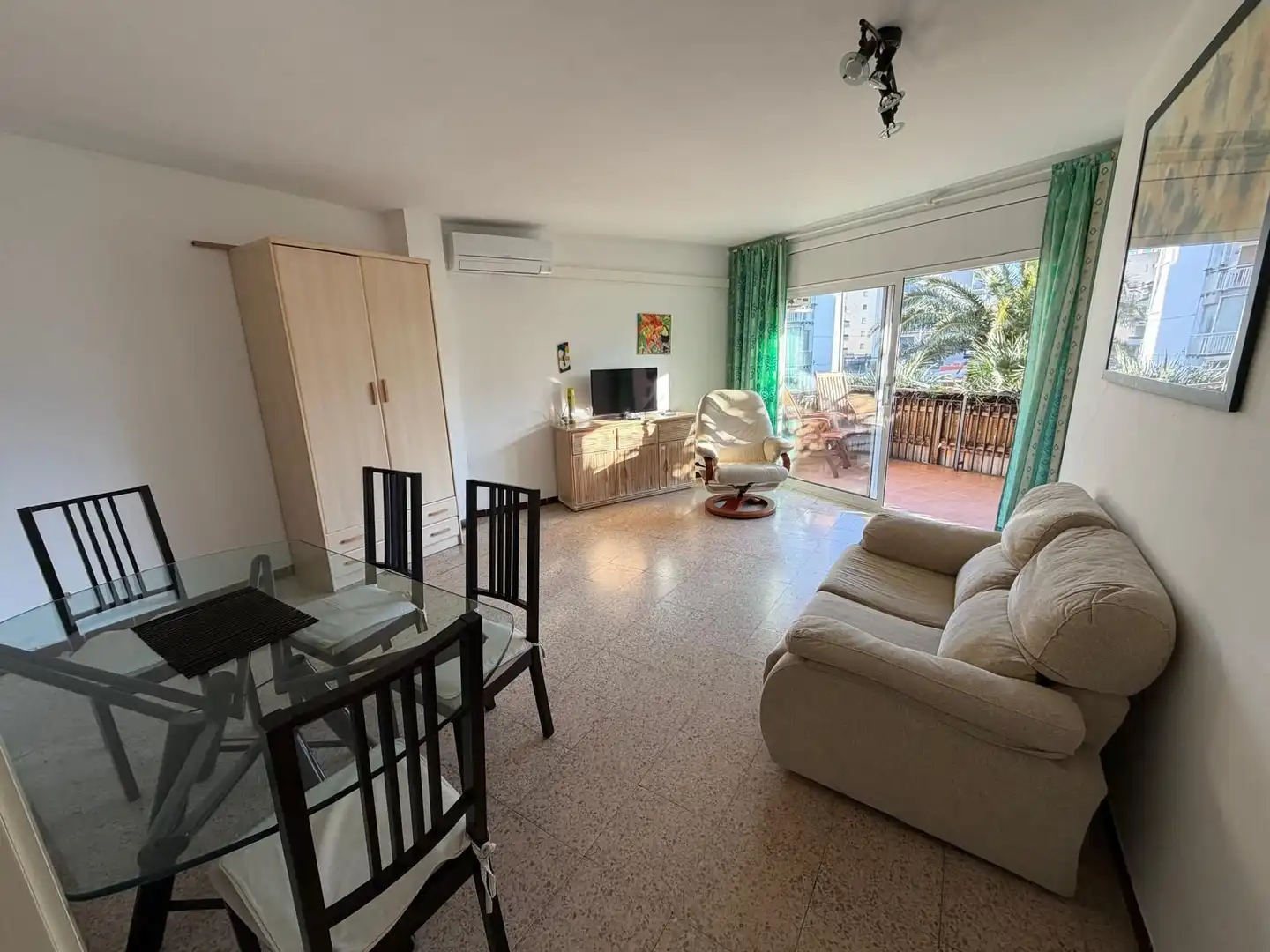 Living room of Apartments for sale in Roses  with Air Conditioner, Heating and Terrace