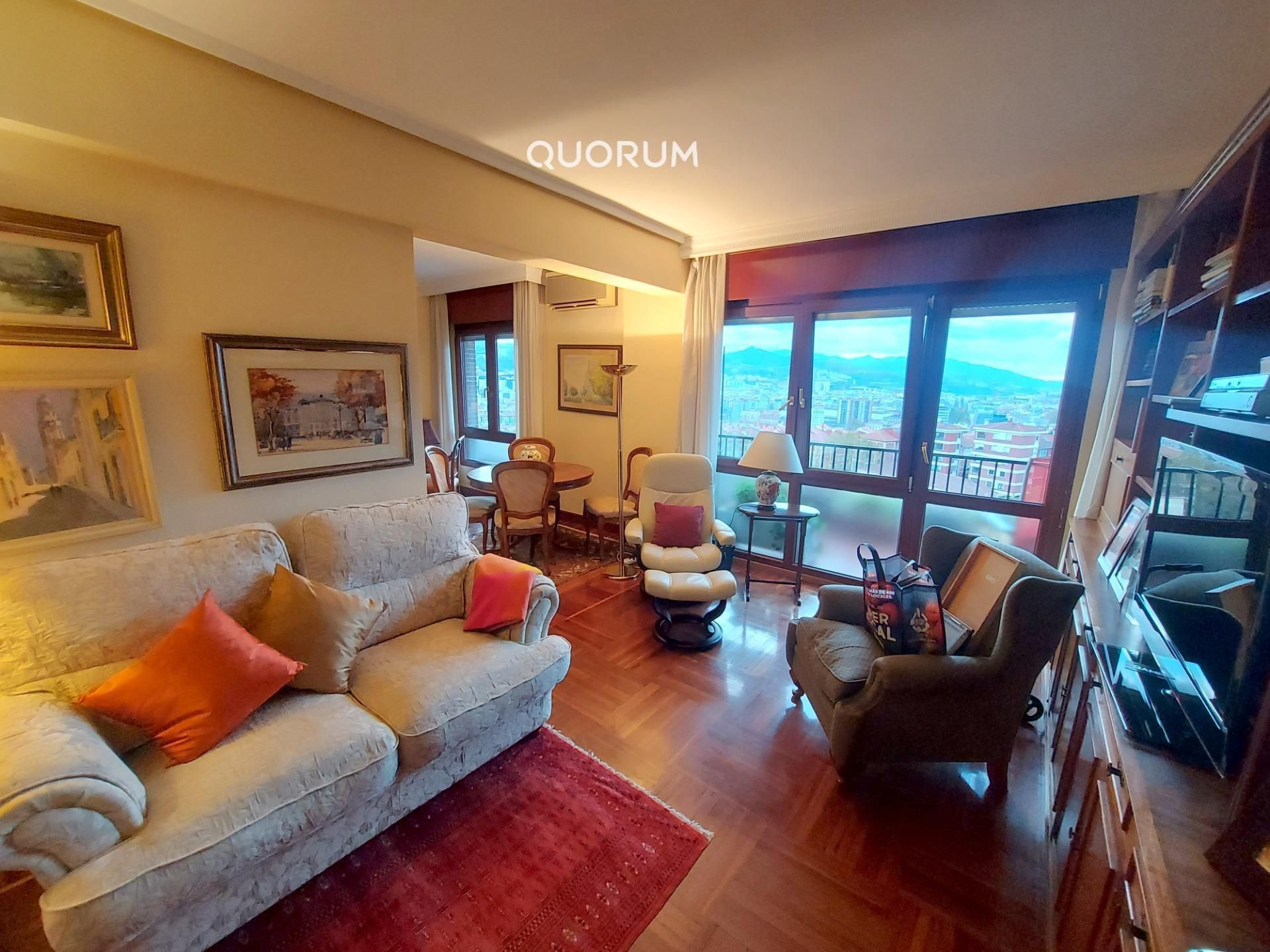 Piso en venta en Calle VIRGEN DE BEGOÑA , Begoña