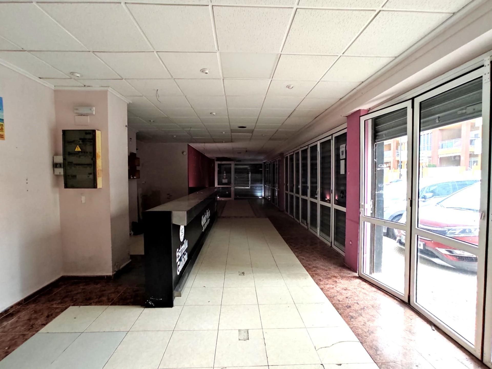 Local en venta en Miramar