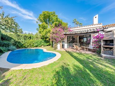 Casa con piscina en venta en Benamara - Atalaya