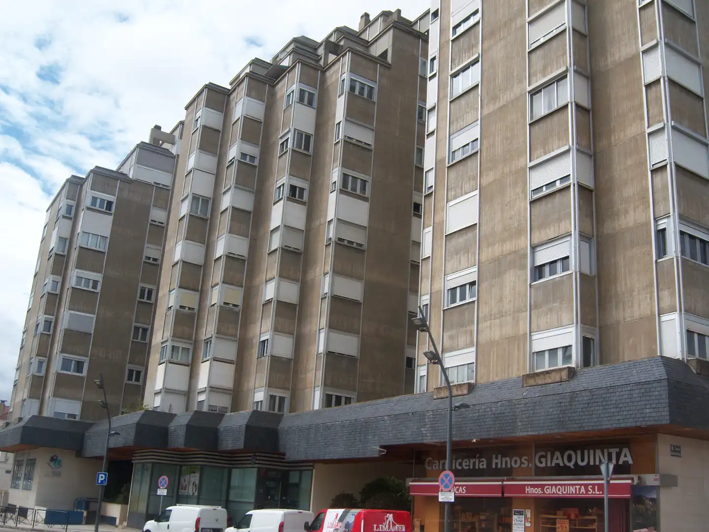 Vista exterior de Pis en venda en Soria Capital  amb Calefacció, Parquet i Moblat