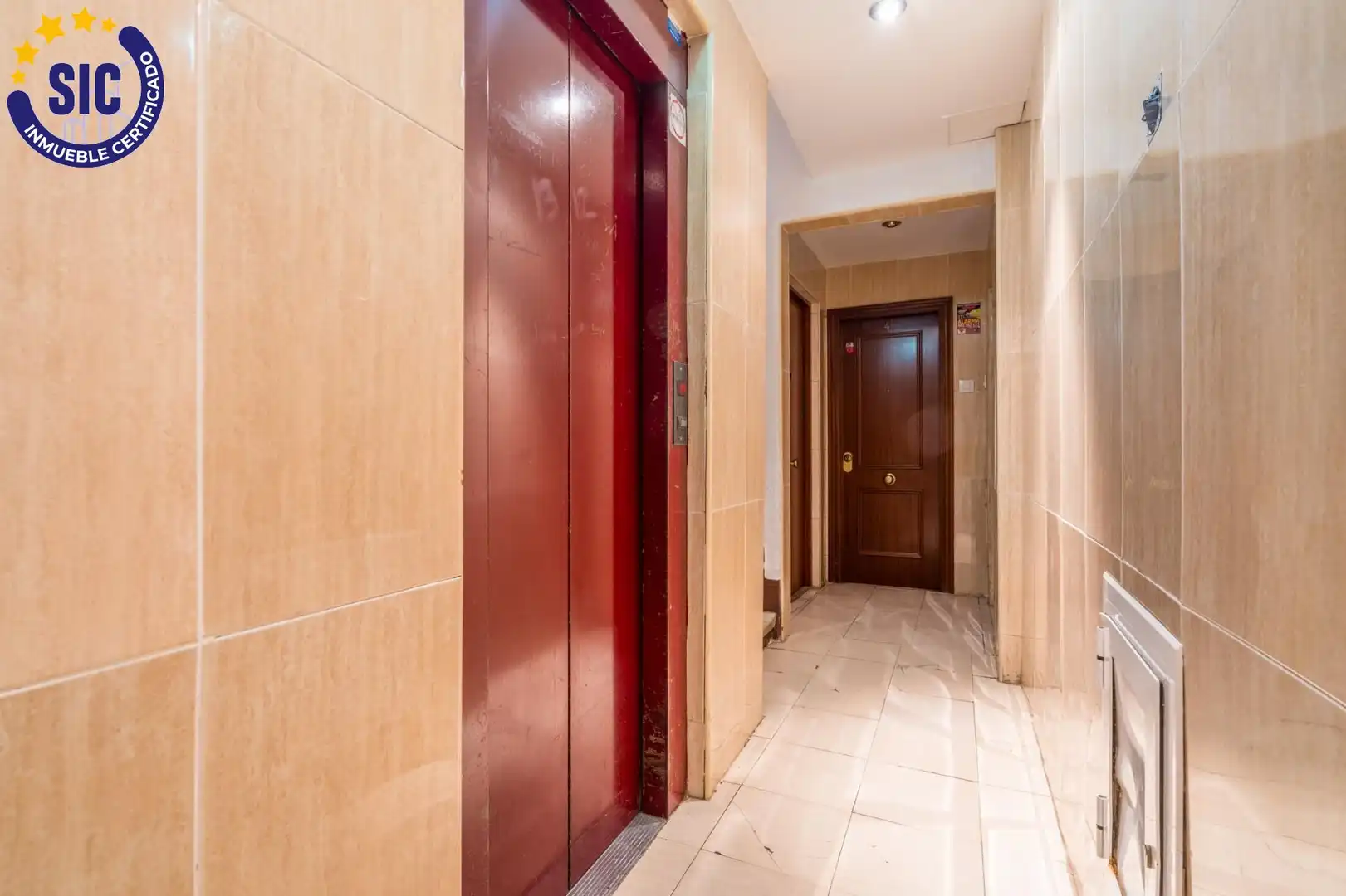 Apartments for sale in Valencia  with Air Conditioner