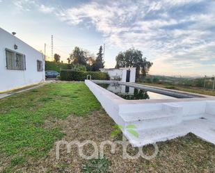 Jardí de Casa o xalet en venda en Vélez-Málaga amb Jardí privat, Terrassa i Traster