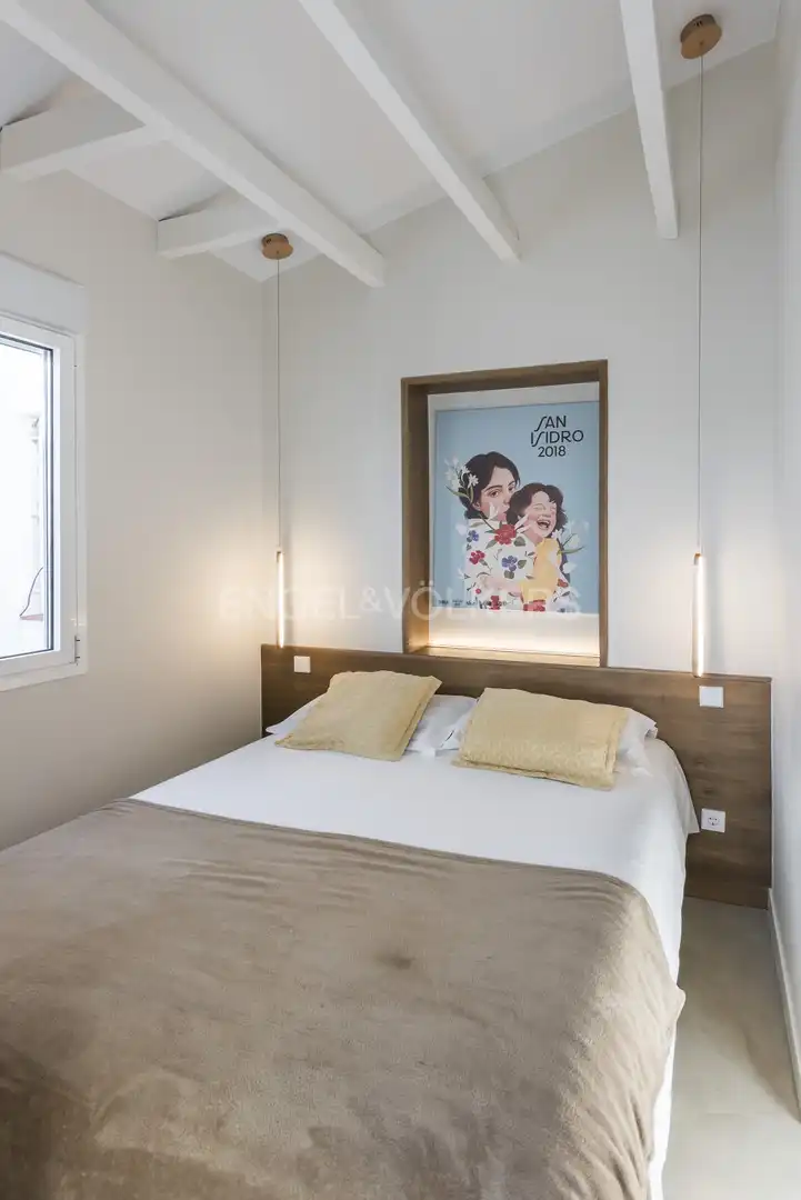 Schlafzimmer von Dachboden zum Verkauf in Madrid mit Klimaanlage, Heizung und Terrasse