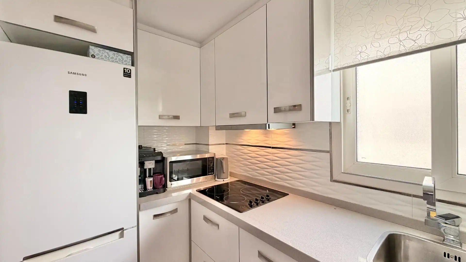 Cocina de Apartamento en venta en Torrevieja con Aire acondicionado, Terraza y Amueblado