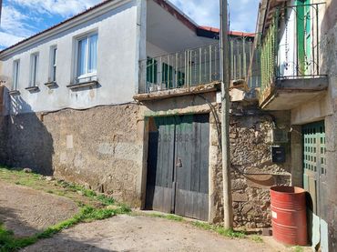 Casa en venda a Toén
