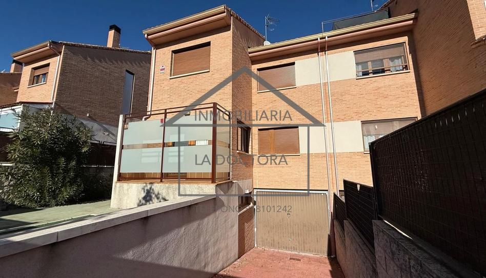 Photo 1 of Single-family semi-detached to rent in De Los Tomillos, La Dehesa - El Pinar, Madrid