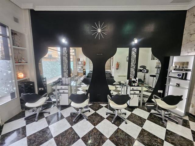 Local comercial en Alquiler en Isaba en Rochapea