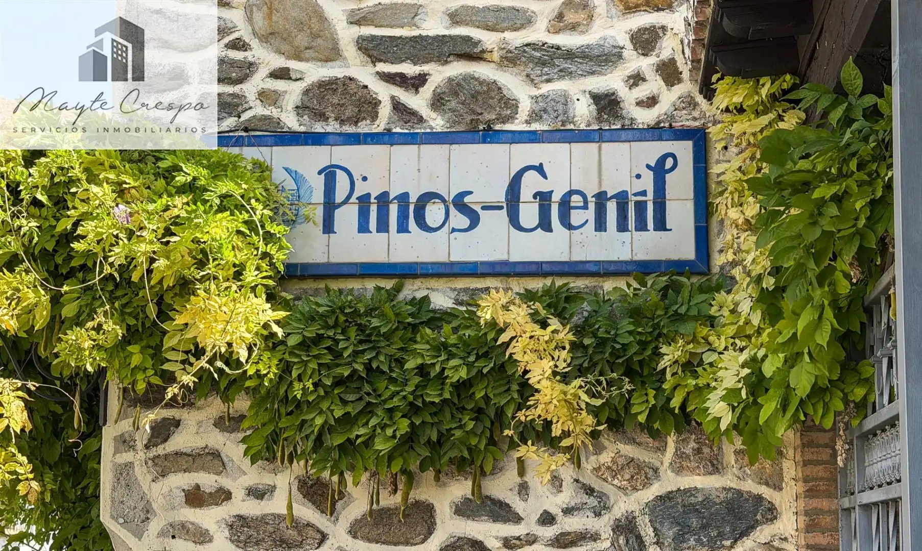 Houses for sale in Pinos Genil  with Heating, Private garden and Terrace