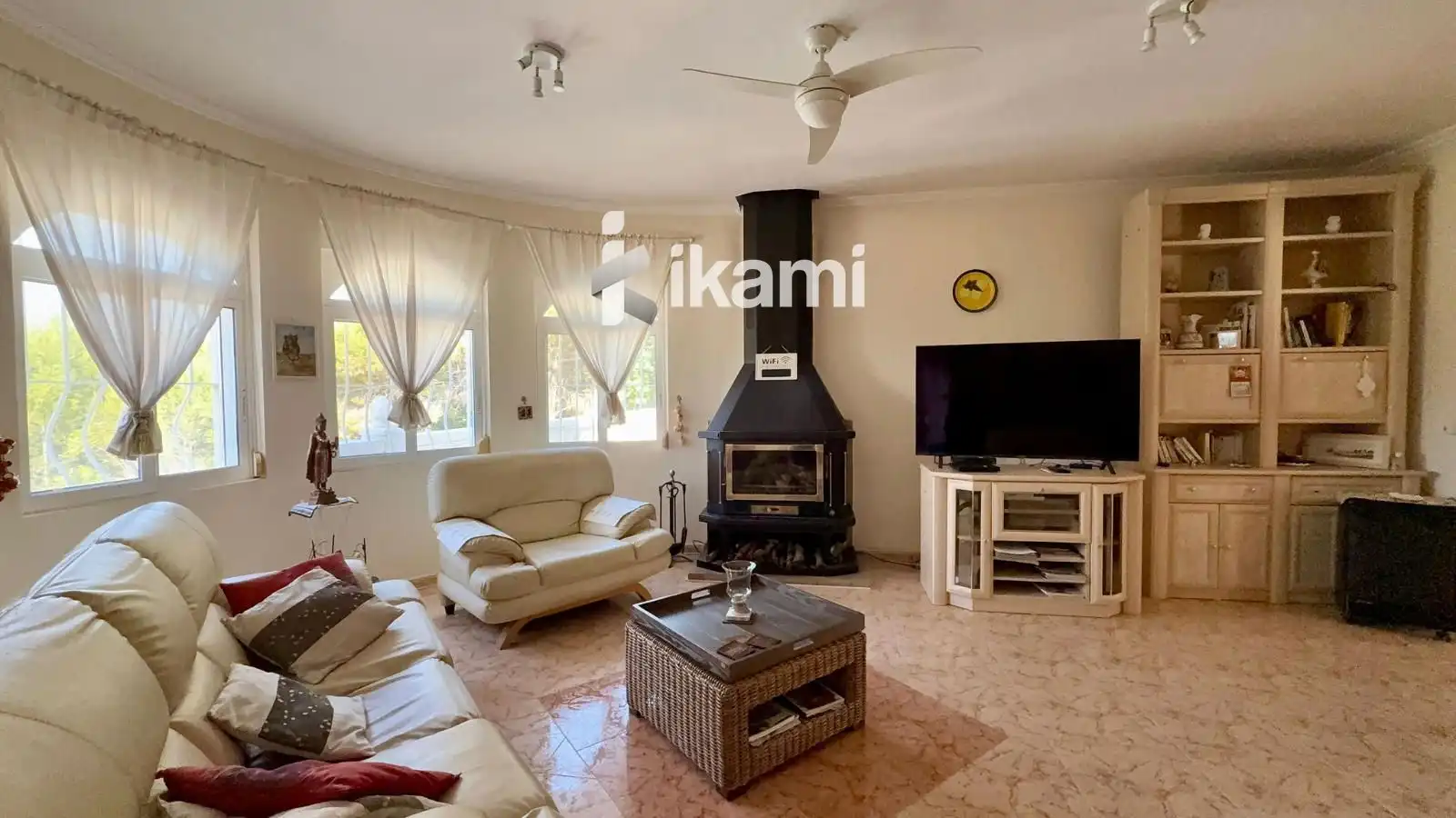 Sala de estar de Casa o chalet en venta en Montroi / Montroy con Calefacción, Terraza y Trastero