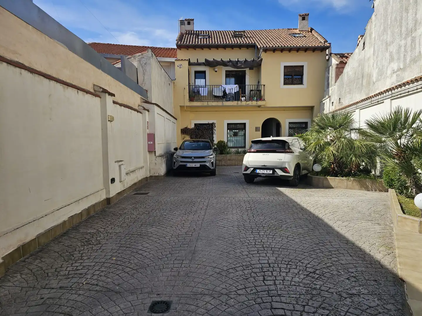 Vista exterior de Dúplex en venda en Navalcarnero amb Aire condicionat, Calefacció i Terrassa