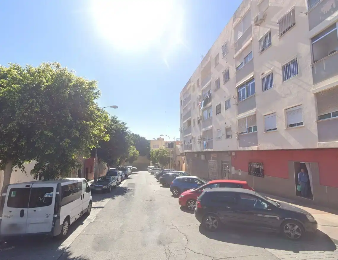 Apartamento en venta en CALLE REVERENDA MADRE MARIA MICAELA 5 0 1 B, imagen 3