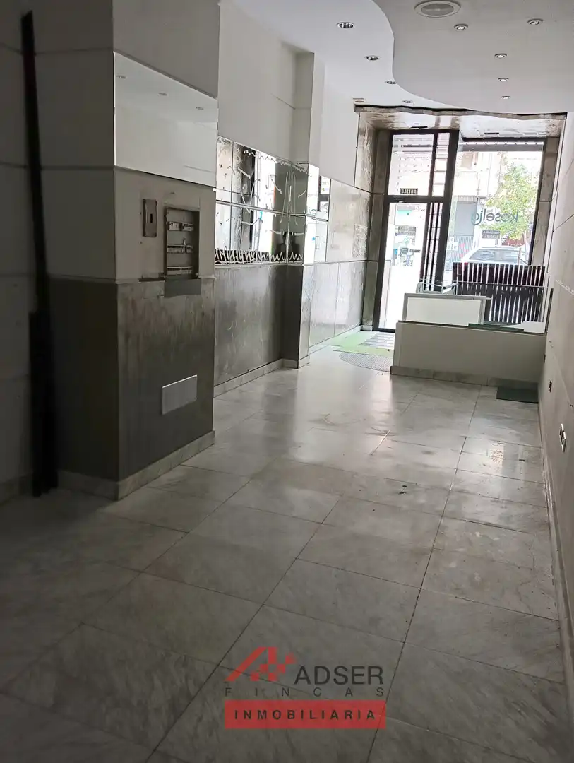 Local comercial de lloguer a Logroño - vara de rey, imagen 2