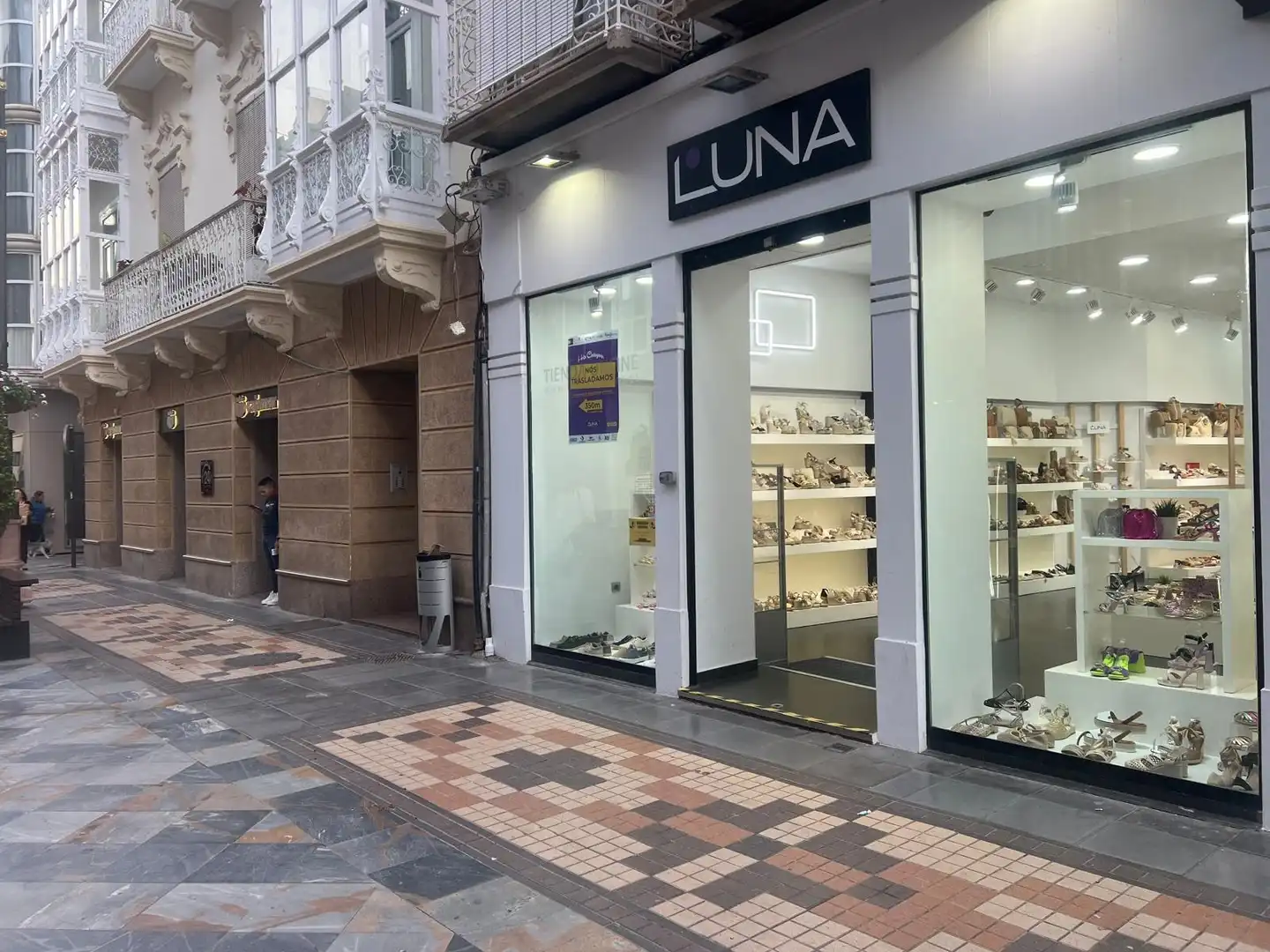 Local comercial de lloguer a Cartagena ciudad