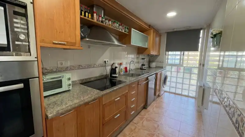 Cocina de Piso en venta en Valencia con Aire acondicionado y Balcón