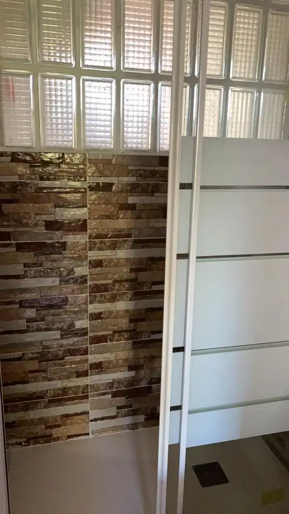 Bathroom of Flat for rent in Benalmádena  with Terrace, Washing machine and Microwave