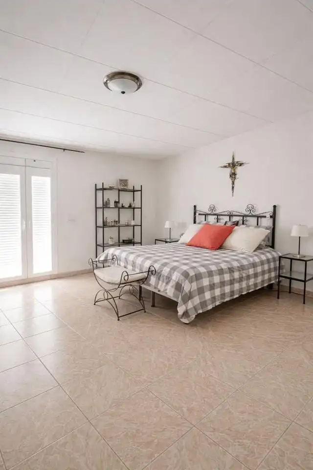 Casa en venta en Carrer Sant Julià, imagen 2