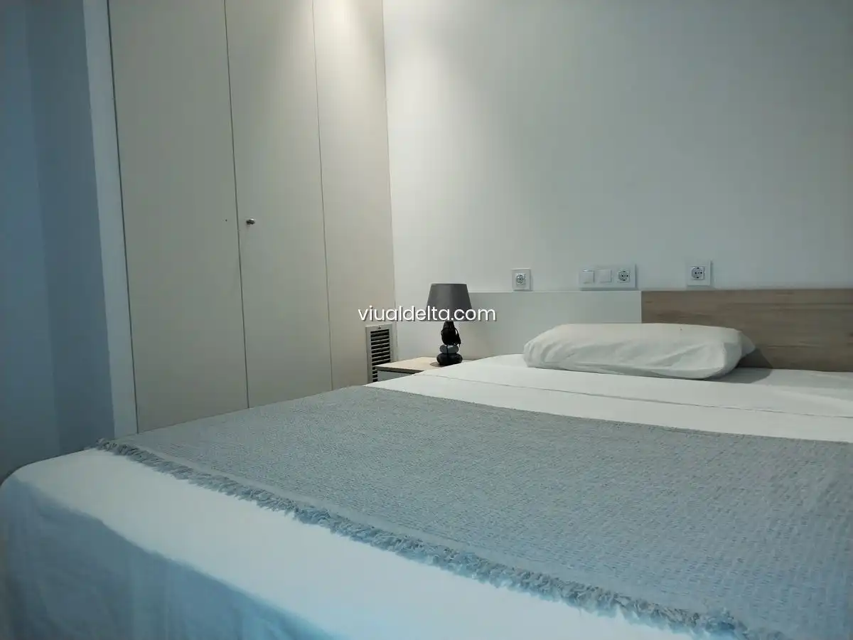 Habitación de Apartamento en venta en L'Ampolla con Aire acondicionado, Calefacción y Amueblado