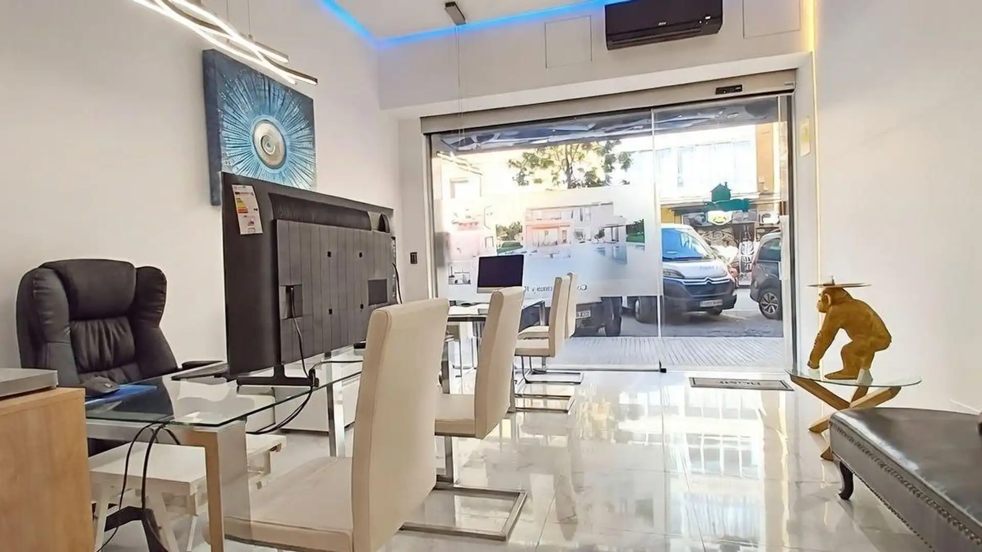 Premises for sale in  Palma de Mallorca  with Air Conditioner