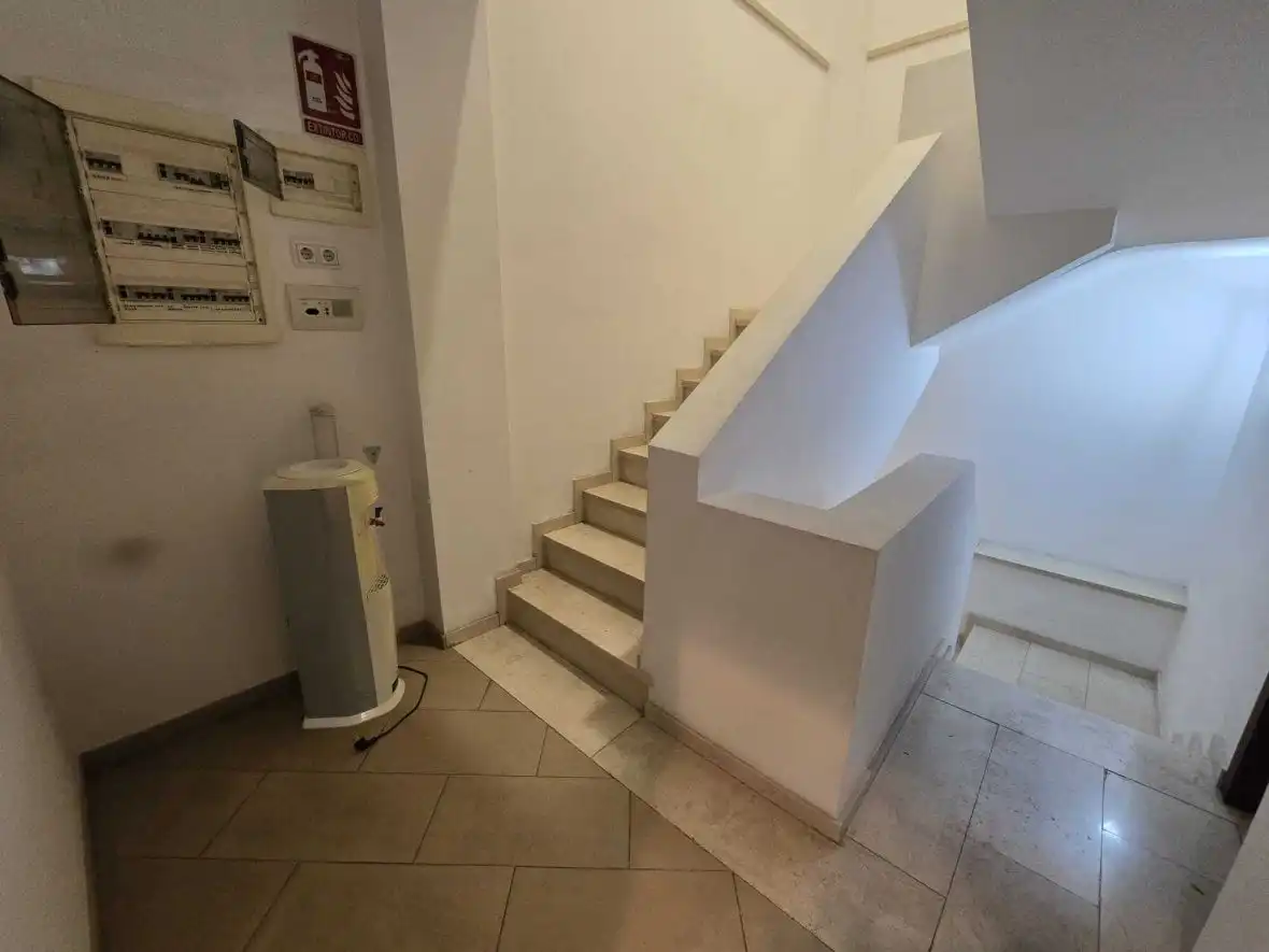 Local comercial en venta en BLAS VALERO, imagen 11