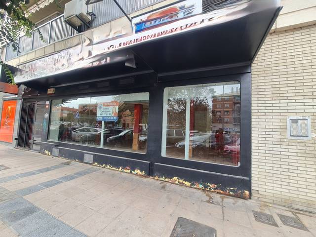 Local comercial en Alquiler en Calle Zaragoza, 1 en Fuencasa