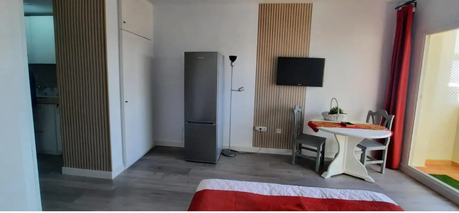 Habitación de Estudio en venta en Benalmádena con Aire acondicionado, Terraza y Amueblado