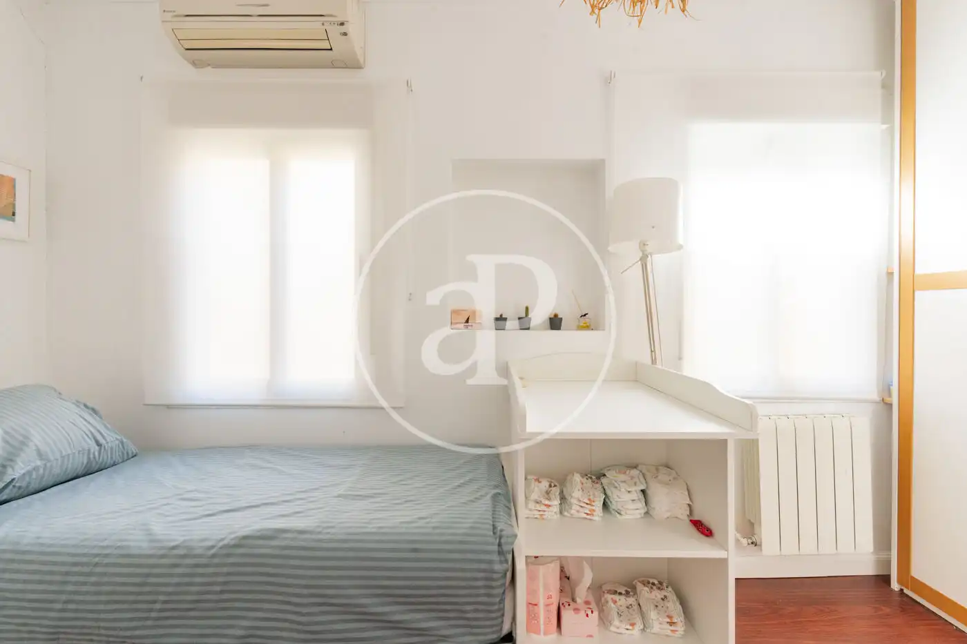 Schlafzimmer von Wohnung zur Miete in Madrid mit Klimaanlage, Heizung und Terrasse